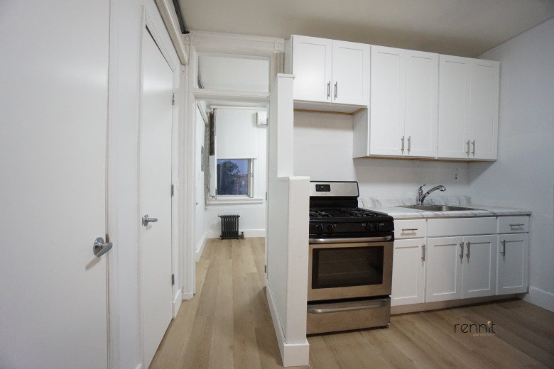 217 Ralph Ave, Apt 4RB Image 7