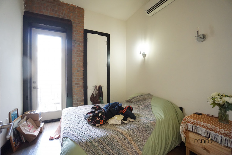 71 Stuyvesant Ave, Apt 303 Image 7