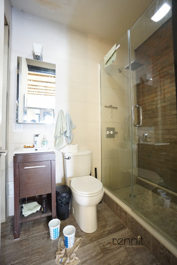 71 Stuyvesant Ave, Apt 303 Image 9
