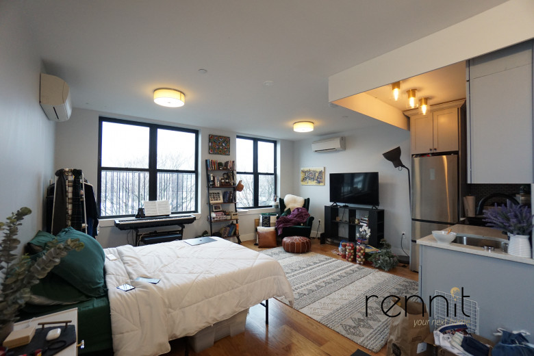 1160 Rogers Ave, Apt 5B Image 3