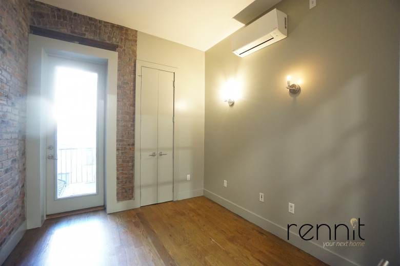 71 Stuyvesant Ave, Apt 203 Image 3