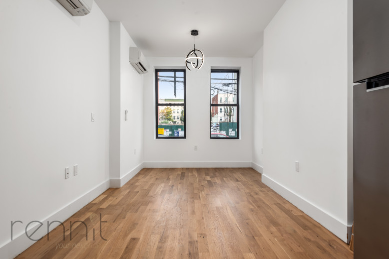 298 Stockholm St, Apt 1B Image 1