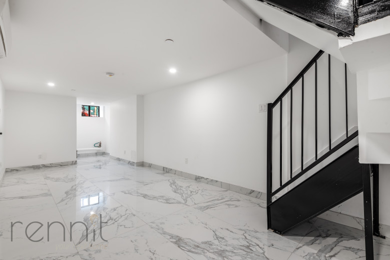 298 Stockholm St, Apt 1B Image 9