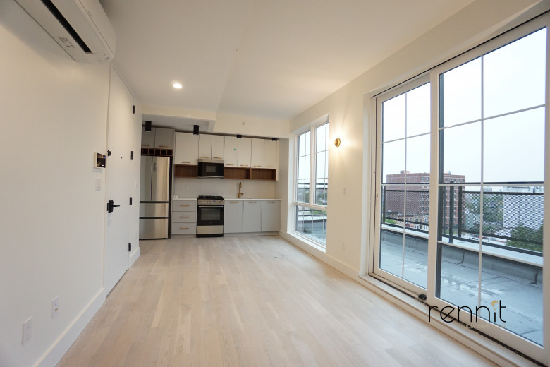 937 Rogers Ave, Apt 7B Image 8