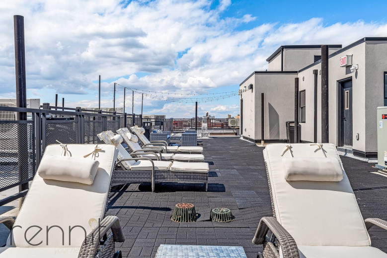 937 Rogers Ave, Apt 7B Image 19