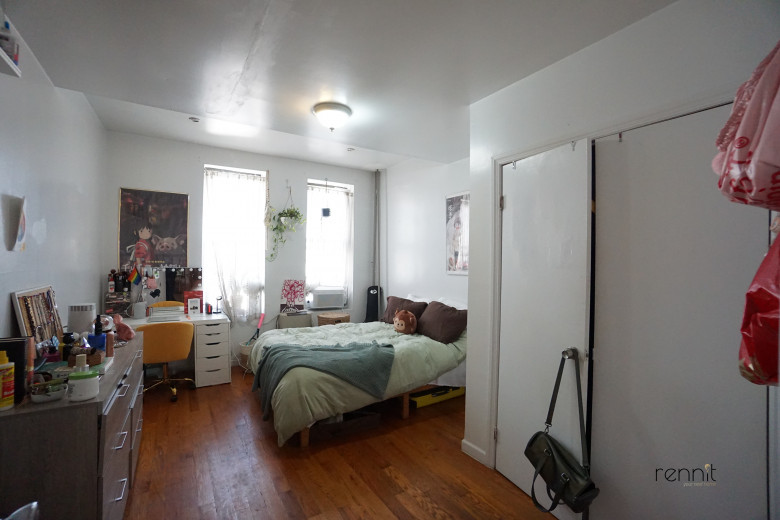319 Jefferson St, Apt 3R Image 6