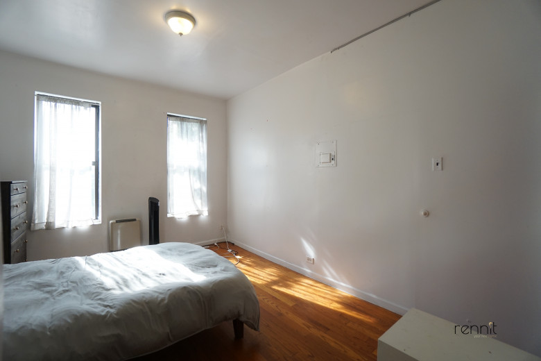 319 Jefferson St, Apt 3R Image 9