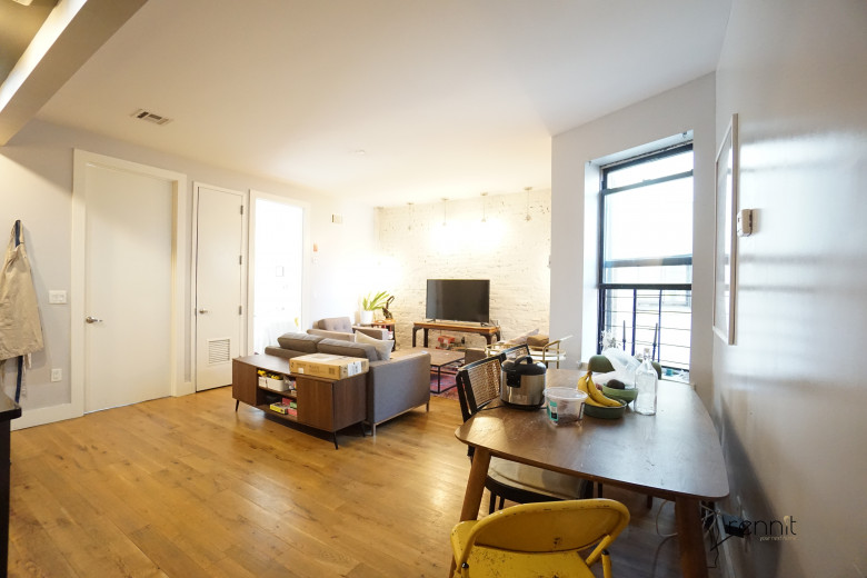 1059 Bergen St, Apt 3A Image 1