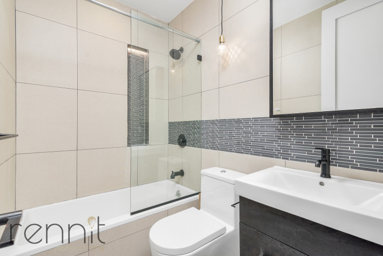 1675 Palmetto St, Apt 2L Image 8