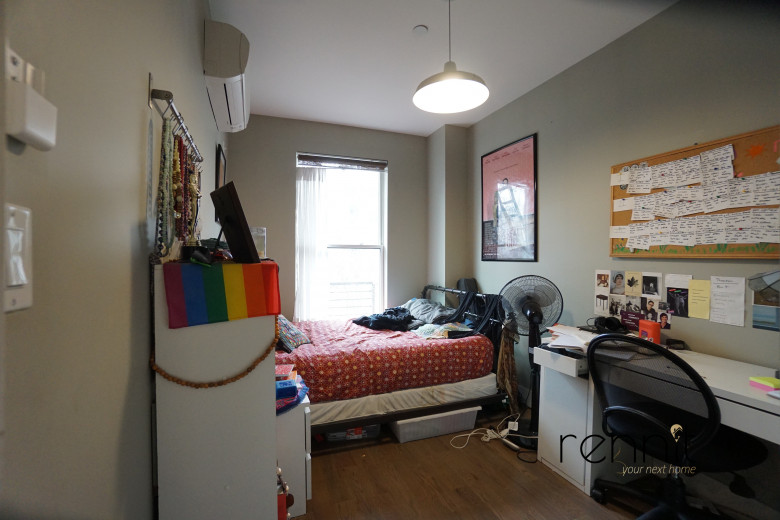 816 St Johns Pl, Apt 3R Image 13