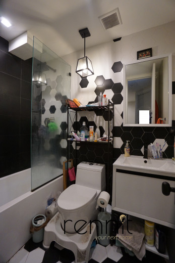 816 St Johns Pl, Apt 3R Image 14