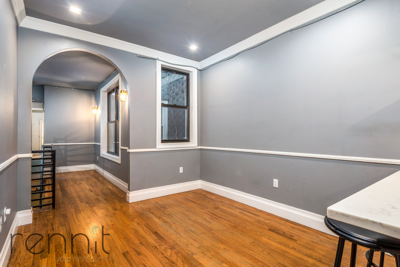 1622 Summerfield St, Apt 1L Image 3
