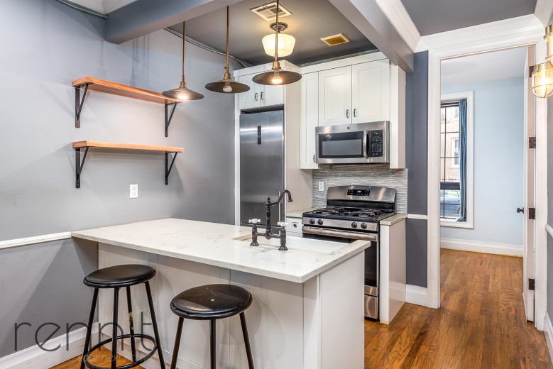 1622 Summerfield St, Apt 1L Image 5