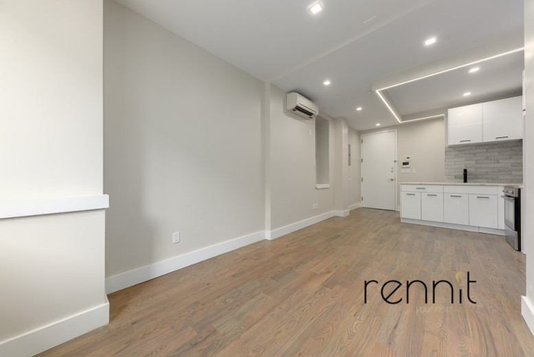 593 Rutland Rd, Apt 1F Image 2