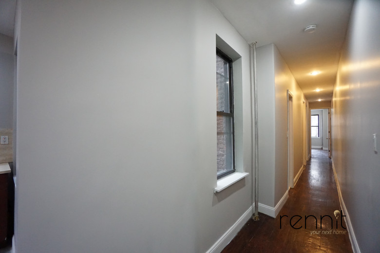 1300 Sterling Pl, Apt 1R Image 2