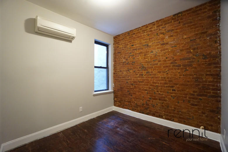 1300 Sterling Pl, Apt 1R Image 3