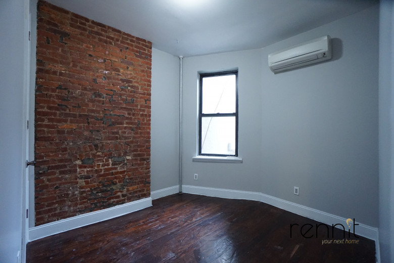1300 Sterling Pl, Apt 1R Image 4