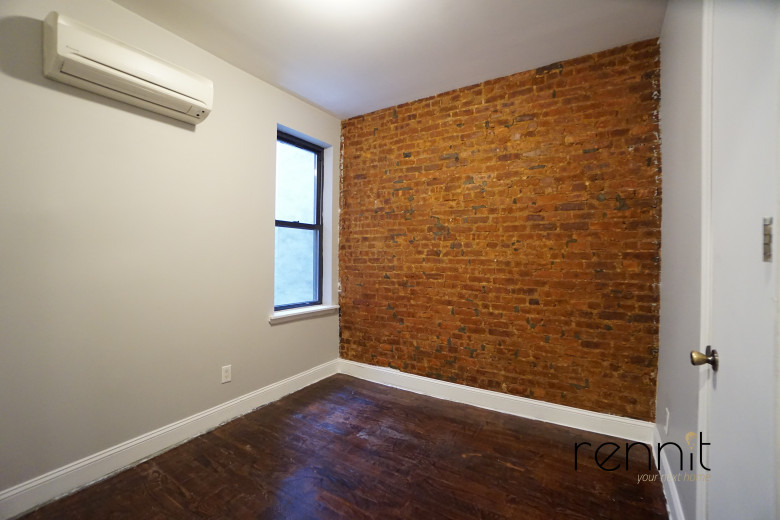 1300 Sterling Pl, Apt 1R Image 9