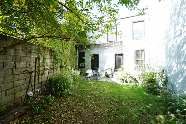 1306 Myrtle Ave, Apt 1R Image 1