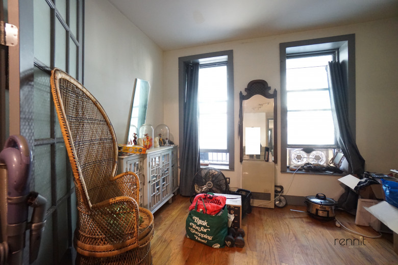 1306 Myrtle Ave, Apt 1R Image 5