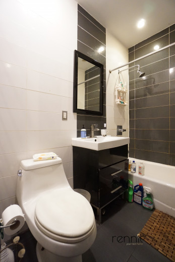 1306 Myrtle Ave, Apt 1R Image 7