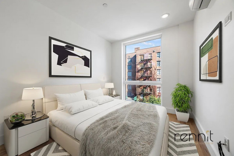 676 New York Ave, Apt 4B Image 4