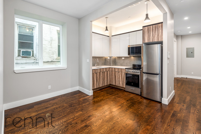 1031 Montgomery St, Apt 1F Image 1