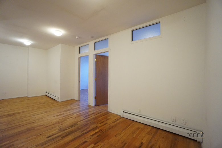 313 Jefferson St, Apt 4R Image 4