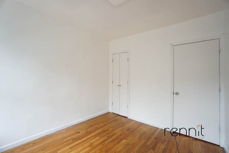 879 Park Ave, Apt 2 Image 10