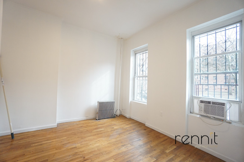 879 Park Ave, Apt 2 Image 5