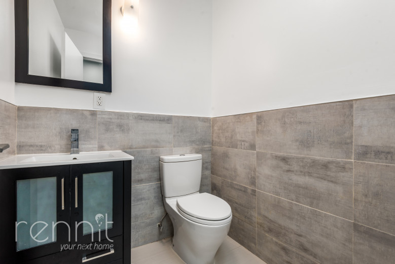 287 McGuinness Blvd, Apt 1A Image 14