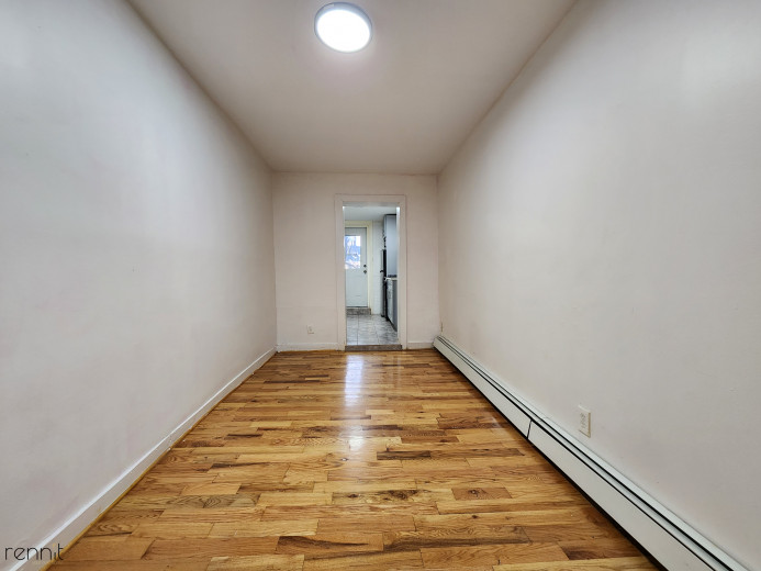 289 Hart St, Apt 1 Image 5