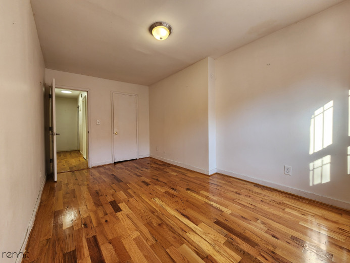 289 Hart St, Apt 1 Image 8