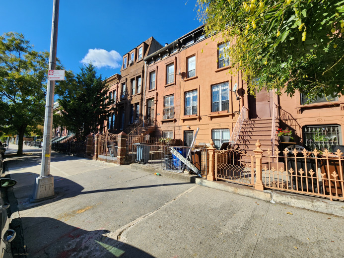 289 Hart St, Apt 3 Image 13