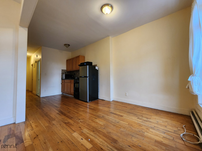 289 Hart St, Apt 3 Image 5