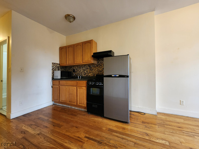 289 Hart St, Apt 3 Image 6