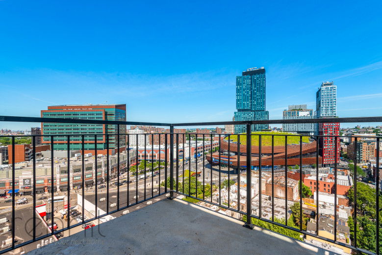 375 Dean St, Apt 1705 Image 11