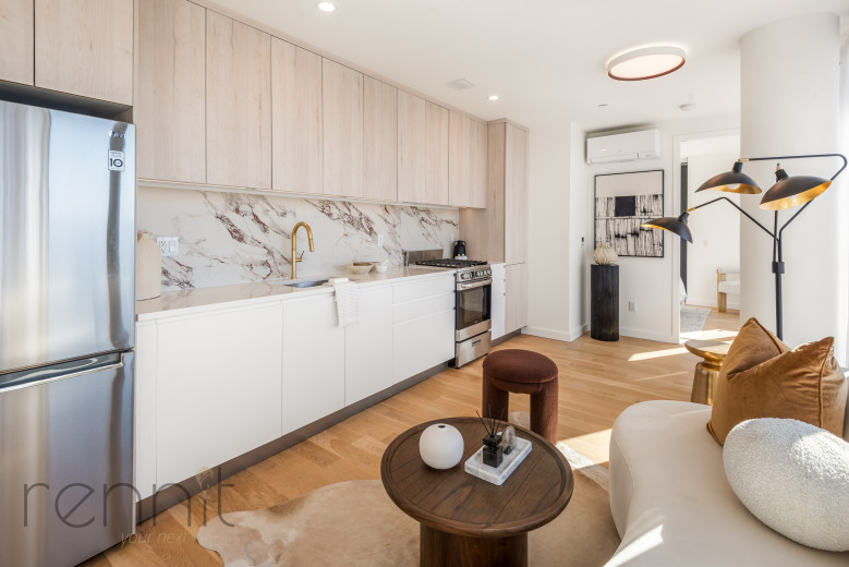 375 Dean St, Apt 1705 Image 3