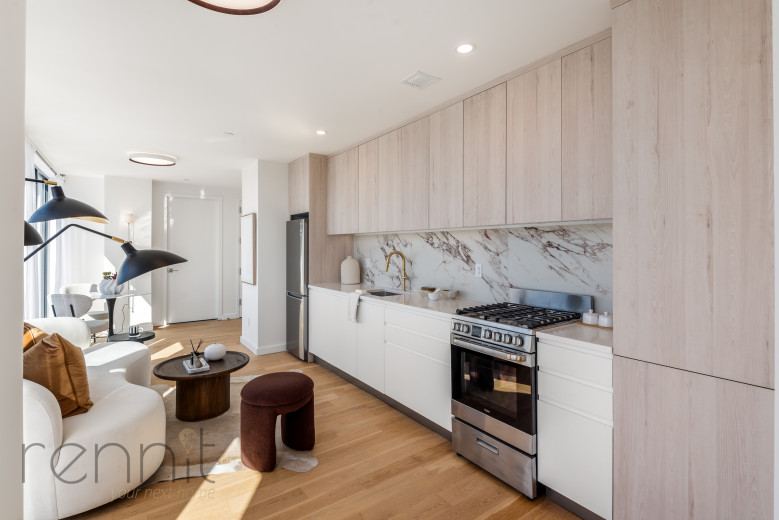 375 Dean St, Apt 1705 Image 4