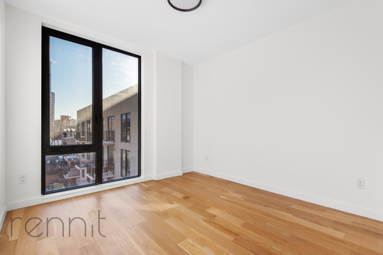 375 Dean St, Apt 405 Image 8