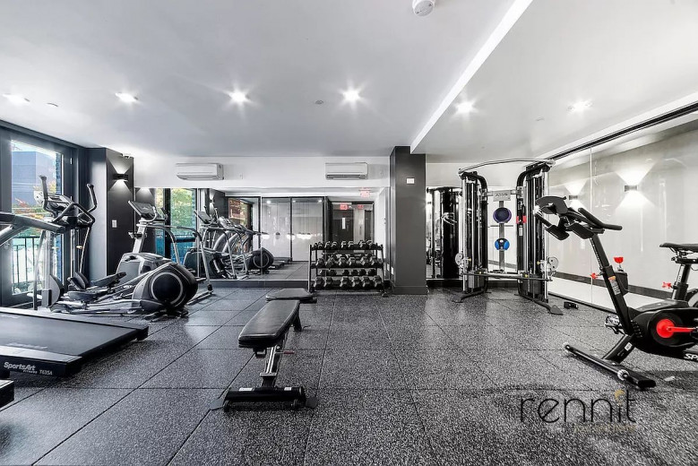 676 New York Ave, Apt 4A Image 16