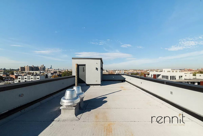 676 New York Ave, Apt 4A Image 18