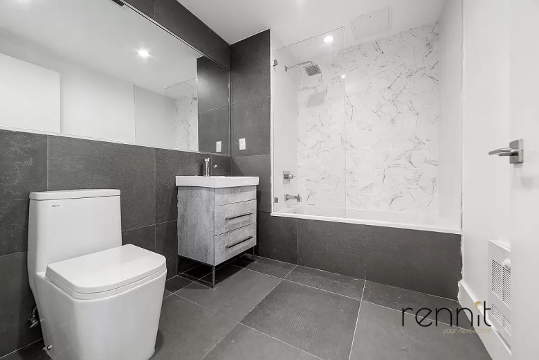 676 New York Ave, Apt 4A Image 3