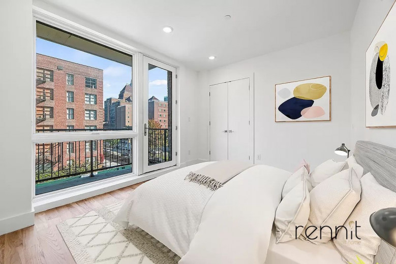 676 New York Ave, Apt 4A Image 4