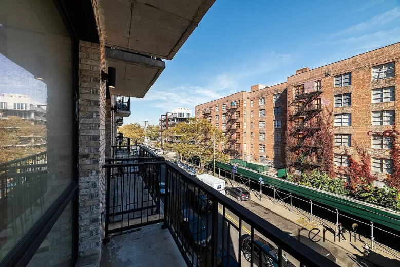 676 New York Ave, Apt 4A Image 5