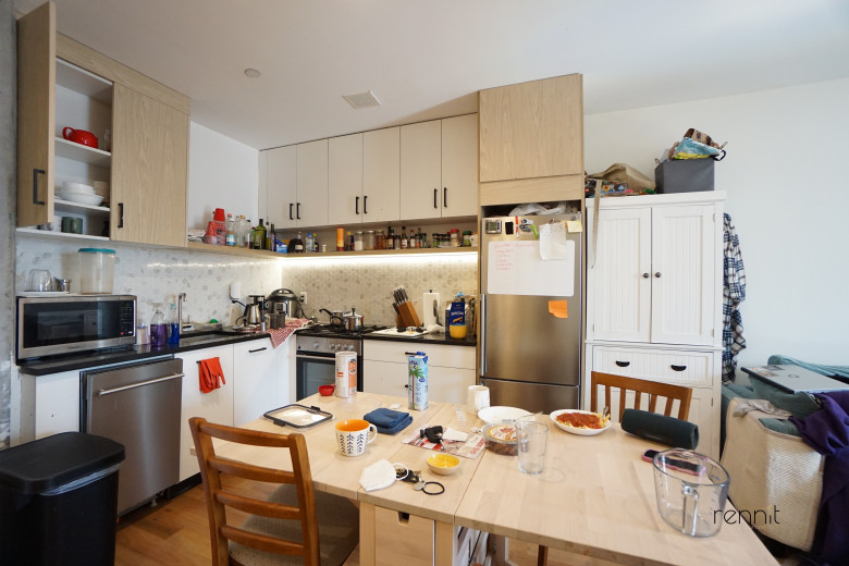 676 New York Ave, Apt 4A Image 7