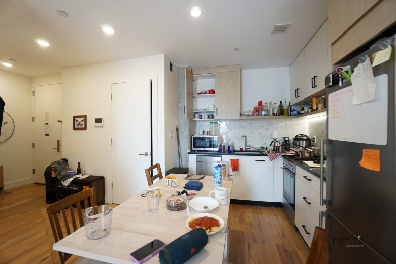 676 New York Ave, Apt 4A Image 9