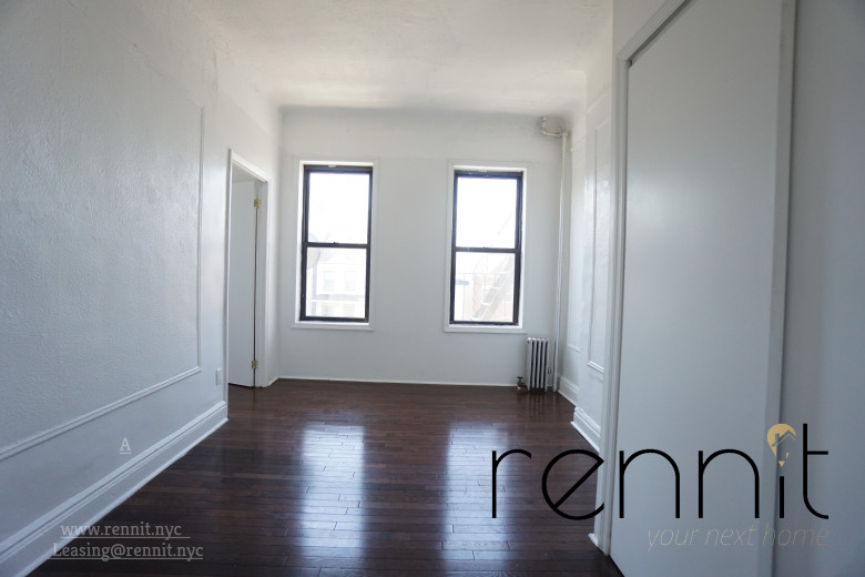 327 43rd St, Apt 11 Image 3