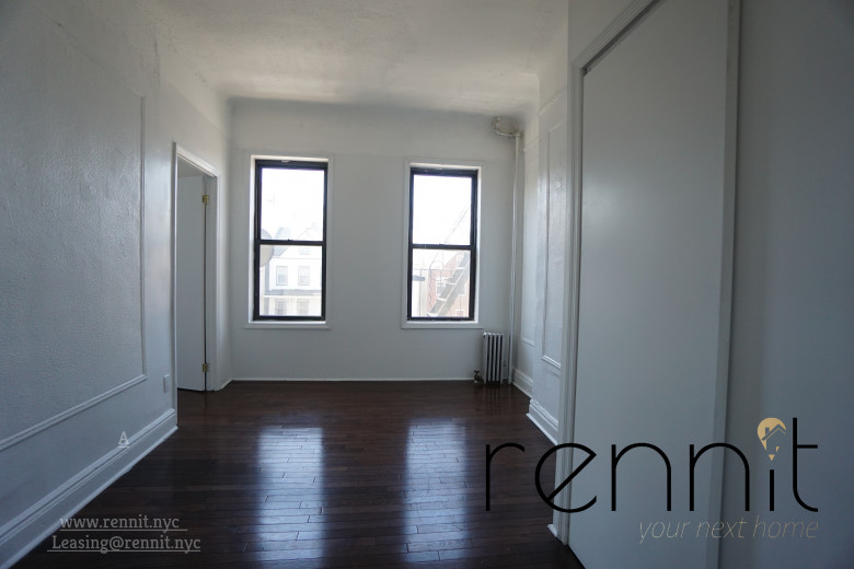 327 43rd St, Apt 11 Image 8