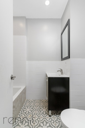 217 Ralph Ave, Apt 4L Image 9